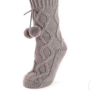 NWT Muk Luks Slippers SIZE: S/M